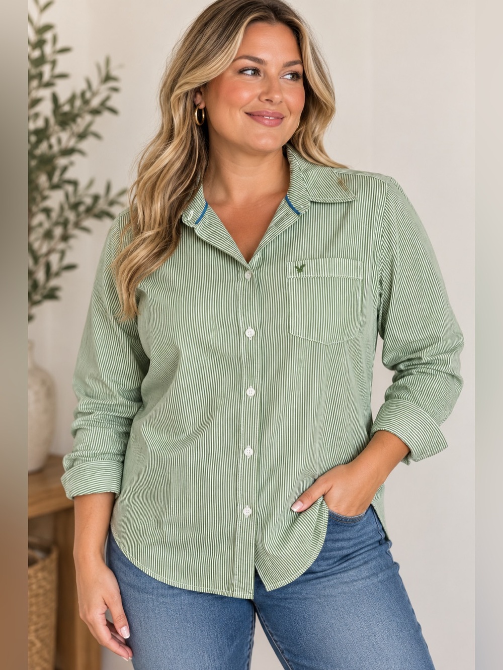 American Eagle Outfitters Women’s Size 12 Green White Pinstripe Button Down Shir